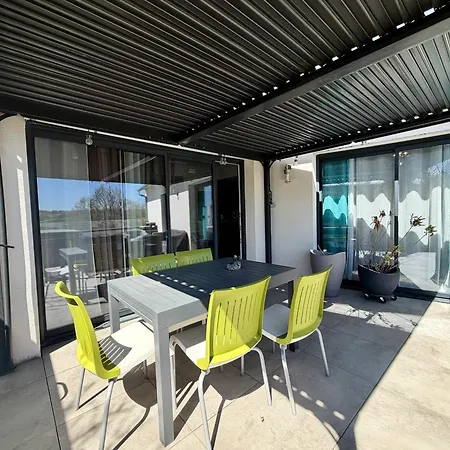 Les Terrasses De Layoule *